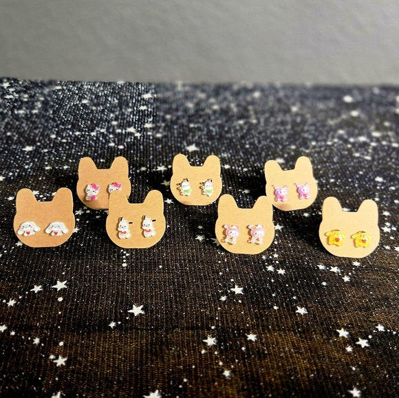 Custom Hello Kitty Hypoallergenic Stainless Steel Post Earrings - Picture 4 of 5